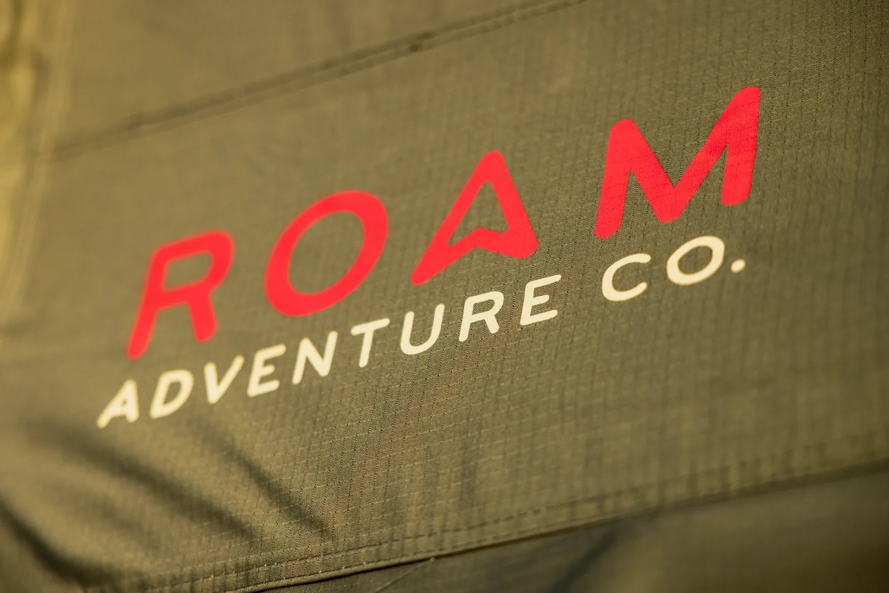 ROAM 'THE VAGABOND' ROOFTOP TENT