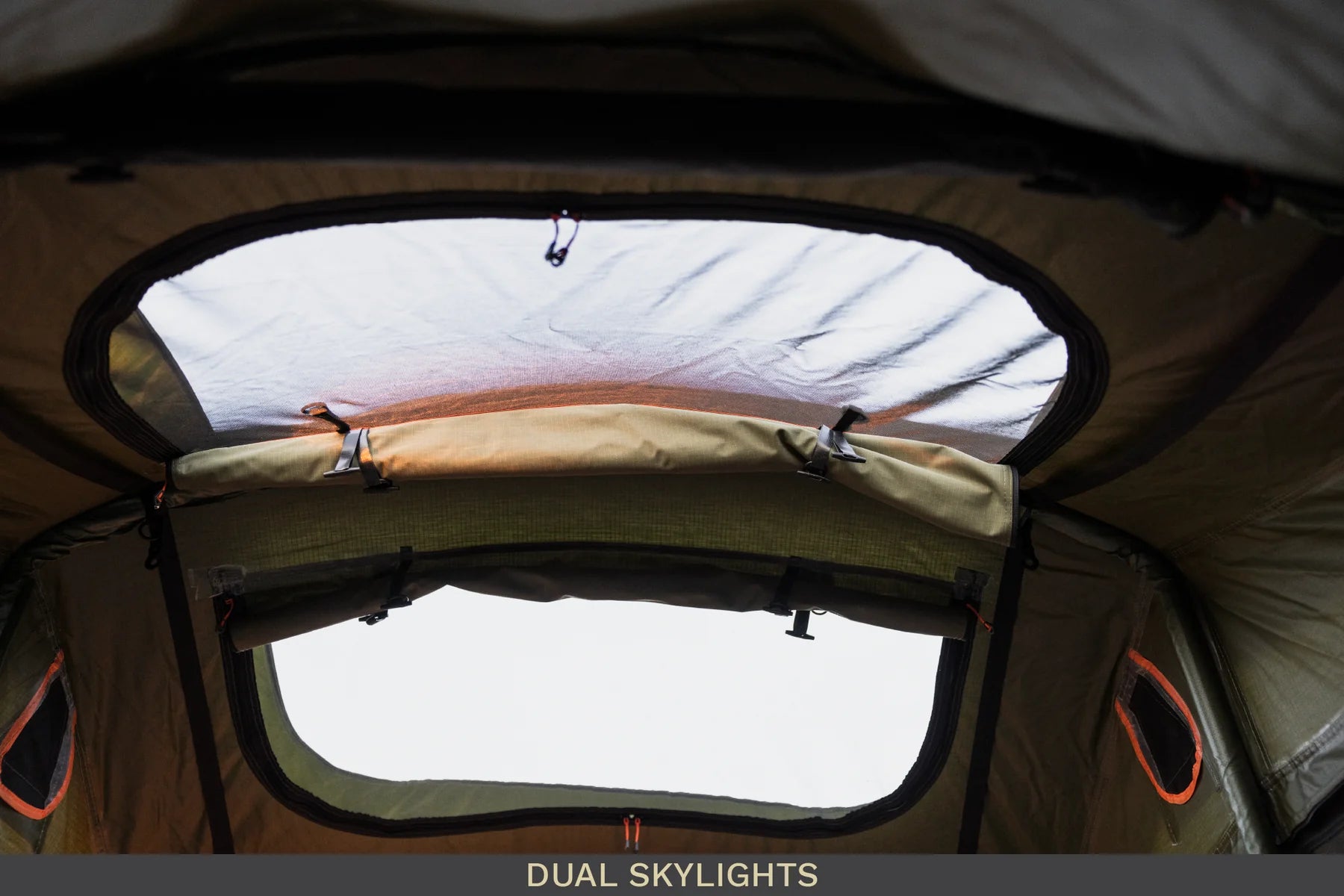 ROAM 'THE VAGABOND' ROOFTOP TENT
