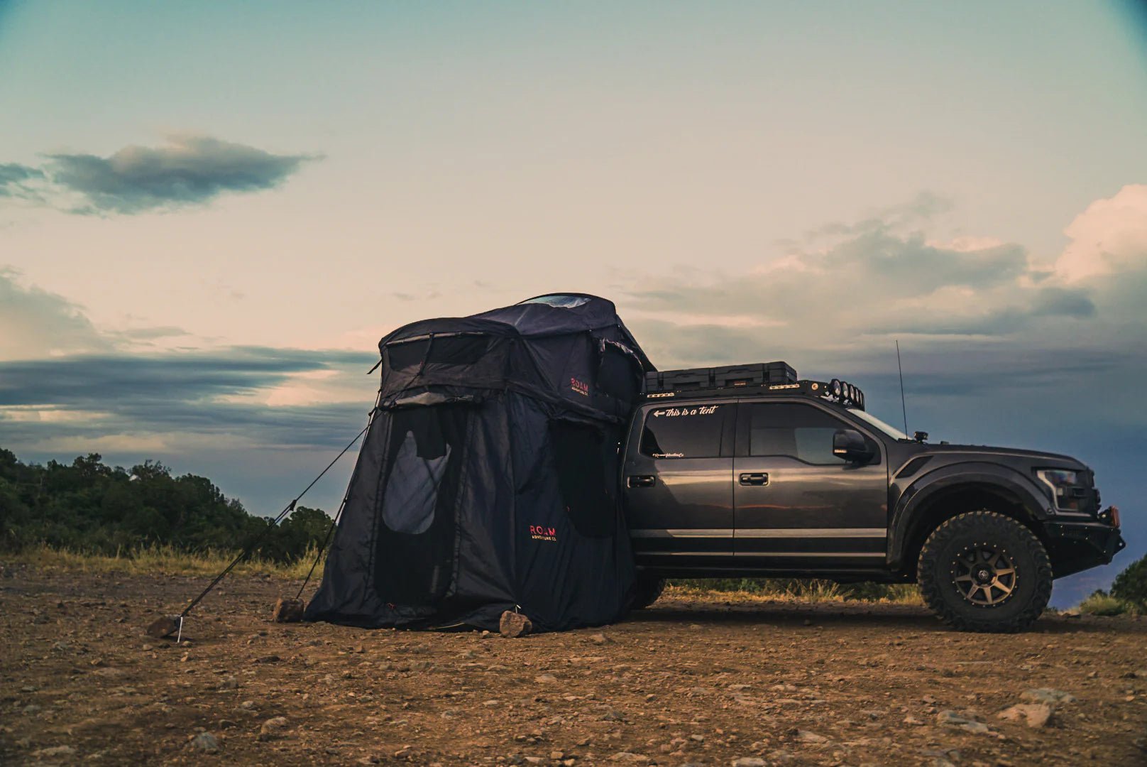 ROAM 'THE VAGABOND XL' ROOFTOP TENT