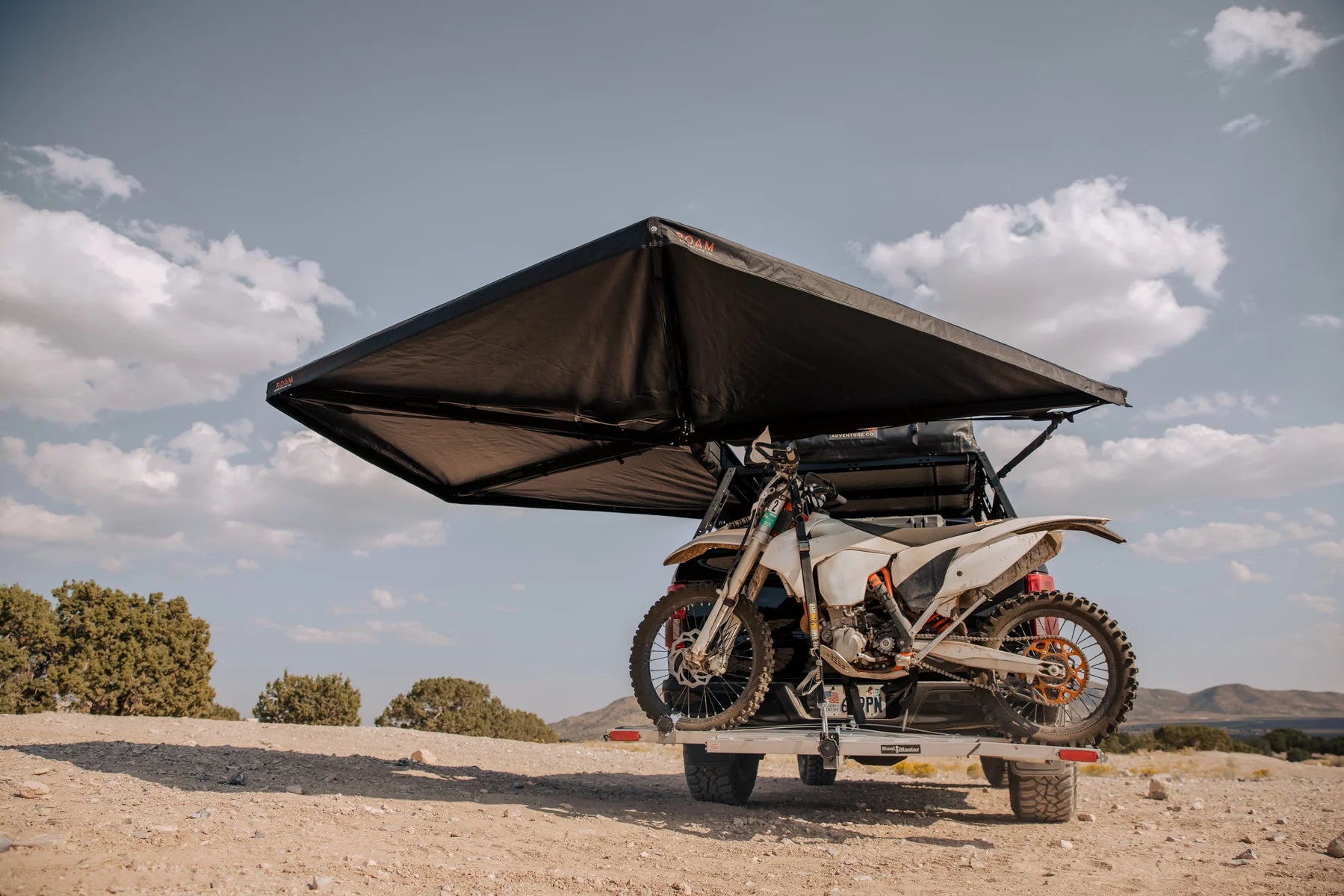 ROAM 'ARC 270' AWNING