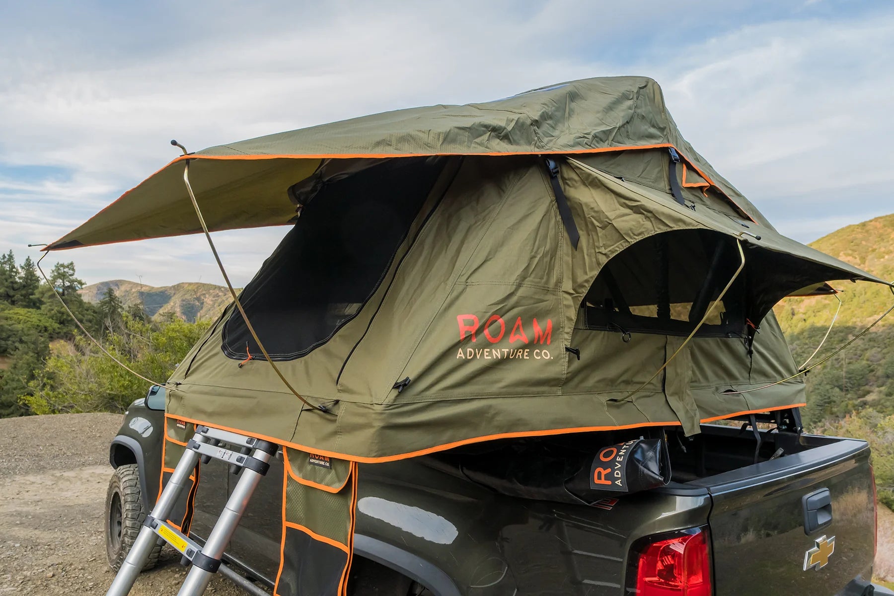 ROAM 'THE VAGABOND LITE' ROOFTOP TENT