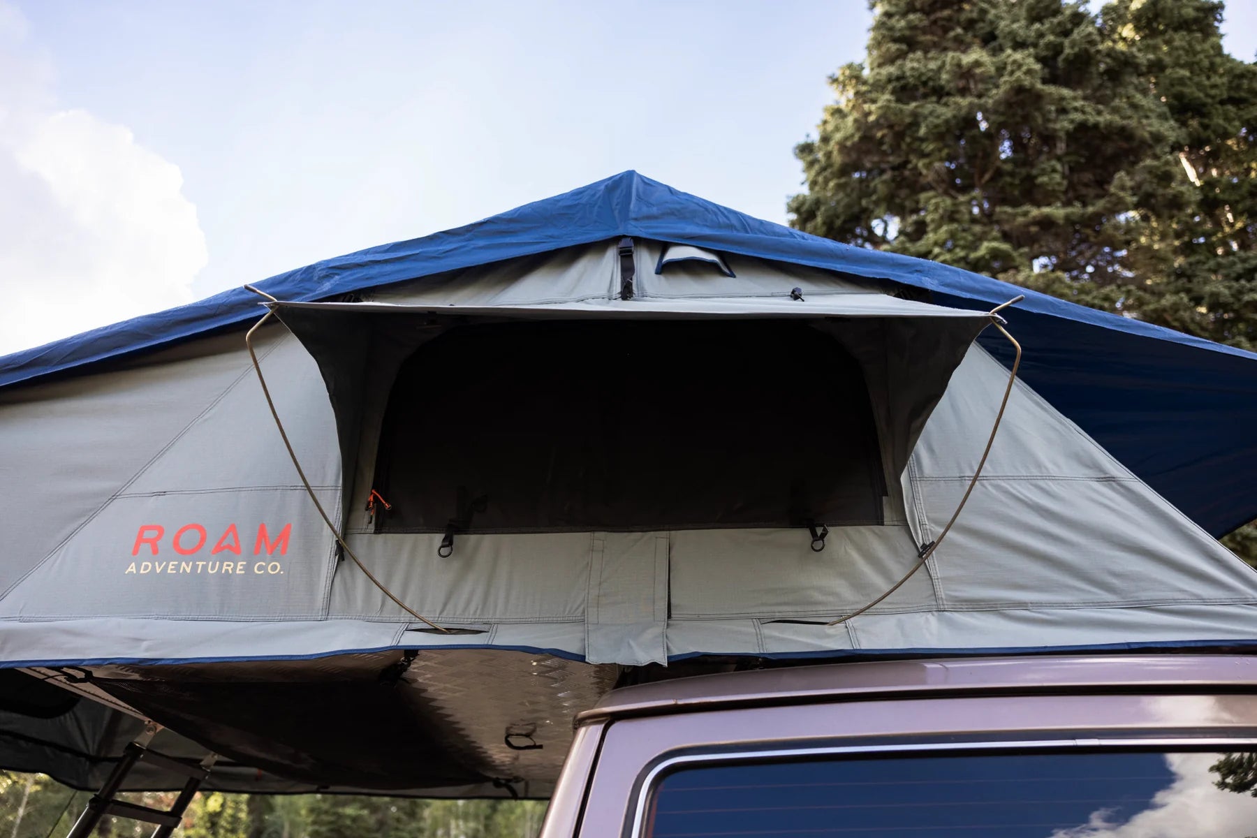 ROAM 'THE VAGABOND XL' ROOFTOP TENT